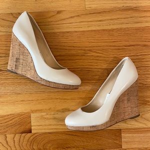 Nine West ivory round toe wedges